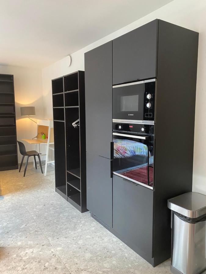 Studio Near Shopping K In K New Bright And Central Cortrique Exterior foto